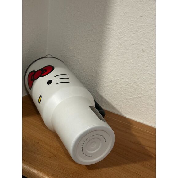 Hello Kitty White Stainless Steel Travel Tumbler - with Red Ribbon 40oz NWT - Picture 4 of 5